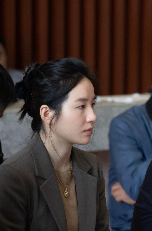 #豆瓣动态🥲🥲坏嘎嘎 : 就这样寂寞不寂寞的 我也长大了source