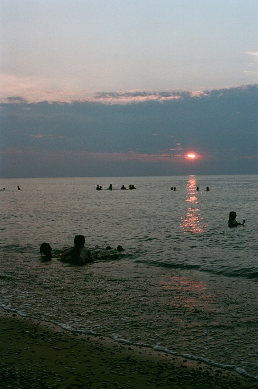 ----------------------Pinery的湖边 :ablobwobroll: 胶片是catslabssource----------------------Pinery的湖边 :ablobwobroll: 胶片是catslabssource