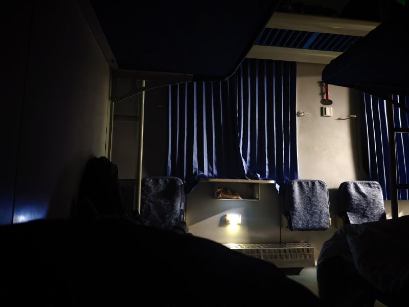 今夜 棉袄就是我的被子可是亲爱的 为什么我总是哭泣呢